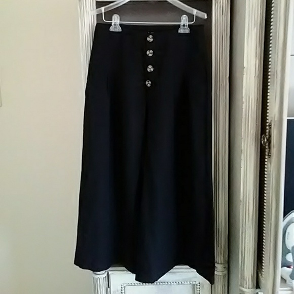 Zara Pants - Awesome Black Zara Wide Leg Cullottes